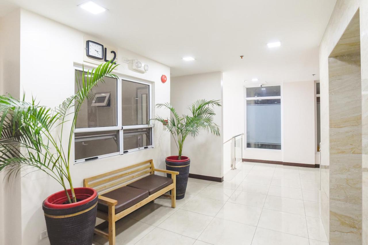Hotel Merlo Makati City Exterior photo