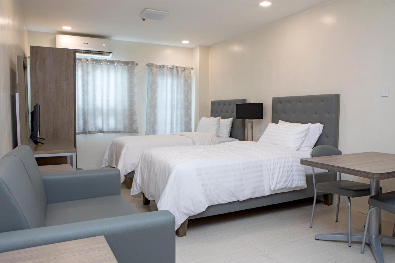 Hotel Merlo Makati City Exterior photo